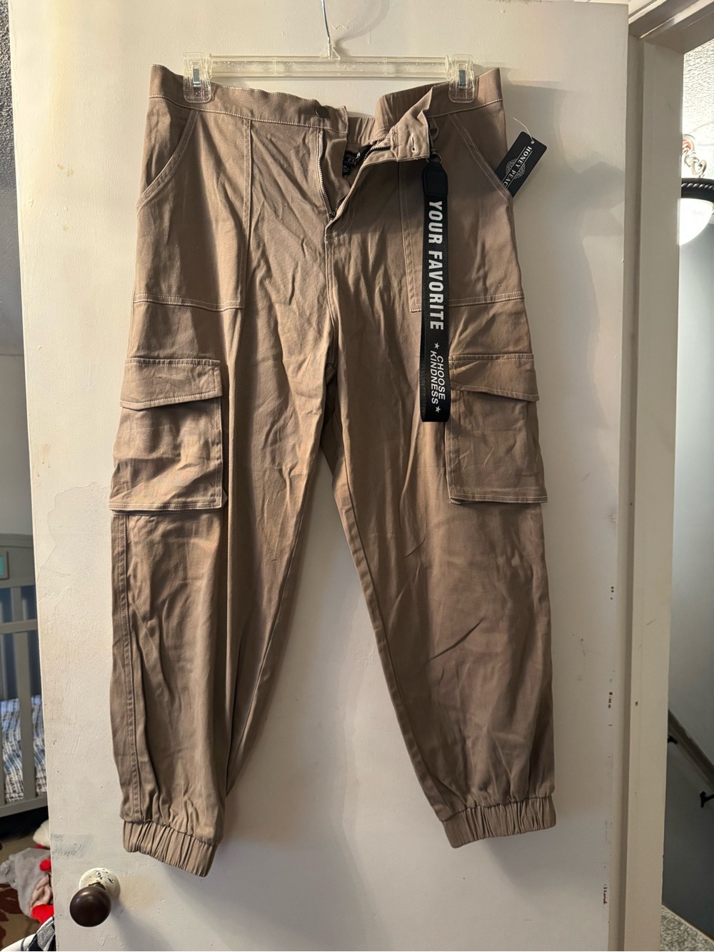 Mens Tan Cargo Jogger Pants - Casual Utility Style